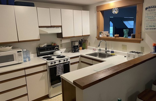 Bryant Pond Condo | Private Lakeside Condo with Roof Deck near Sunday River and Mt Abram