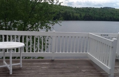 Bryant Pond Condo | Private Lakeside Condo with Roof Deck near Sunday River and Mt Abram