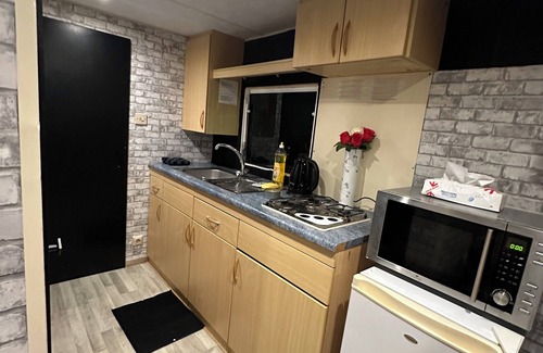 Beaupouyet House | Private lakeside mobile home lac Beaumont