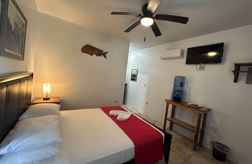 Hopkins Hotel | Private Mahi Room w/AC at All Seasons Belize