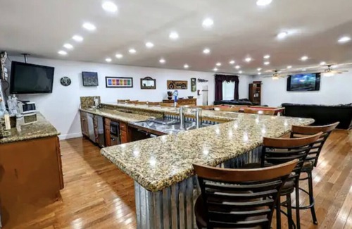 Gulfport House | Private Mini Resort! Pool, Hot Tub, Pool Table, on River, + more - Book Today!