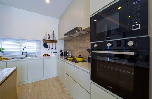 Hua Hin Villa | Private Modern 3 Bedroom Pool Villa- AV1