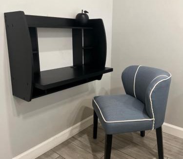 Babcock North House | Private modern guesthouse, near La Cantera/Medical Center
