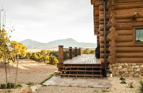Walsenburg House | Private Mountain Getaway