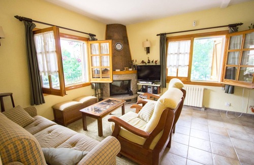 Santa Rosa Villa | Private paradise - hop, skip or jump to Barcelona!