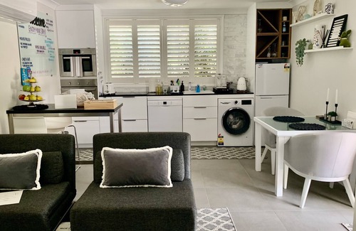 Ormeau Villa | Private (Pet Friendly) Fully Self Contained Unit