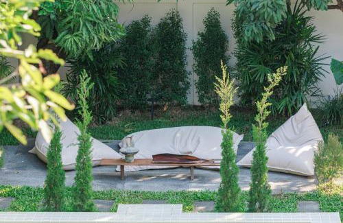 Chang Moi Villa | Private Pool, 8-Bedroom, Old Town, Entire Estate - TANPURI Thapea - Prime Location