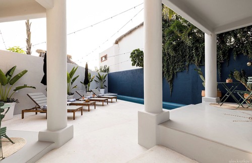 Puerto Escondido Villa | Private Pool, Chic, Step’s from beach in beautiful Puerto Escondido - WiFi, AC