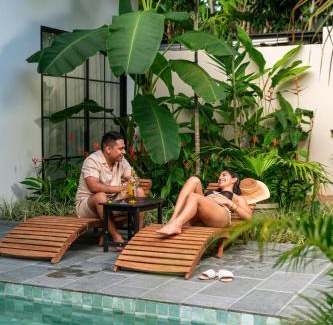 El Palmar Villa | Private Pool Oasis in a Tropical Boutique Villa