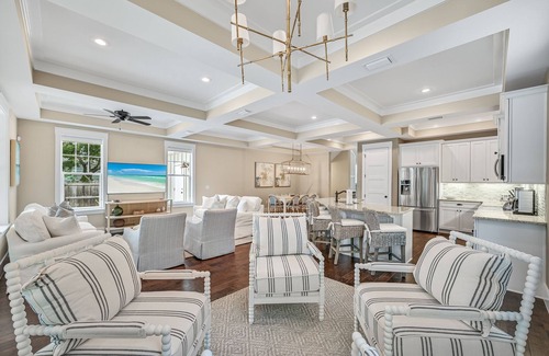 White's Gulfview House | Private Pool, Pet Friendly, and Beach Access- Sea-Rest by Royal Destinations