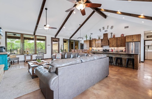 Sabinal House | Private pool, volleyball, basketball, outdoor fireplace & less than 5-minute drive to THE Frio River