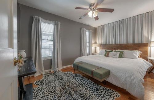 Virginia Park House | Private Pool with Main and Guest House and Sauna