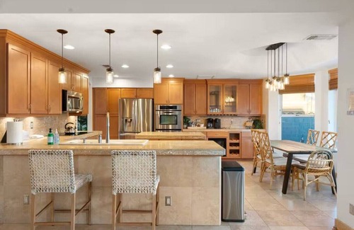 Homestead I HOA House | Private Resort Vibes | Pool, Hot Tub & Arcade Fun