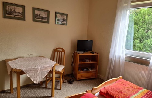 Kleinzschachwitz Resort | Private room ∙ 1 guest