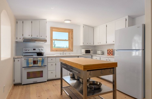 Cave Creek Cottage | Private,romantic and charming mid-century cottage with panoramic views
