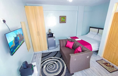 Nairobi Resort | Private room ∙ 2 guests