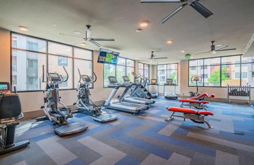 North Scottsdale Apartment | Private Rooftop, Kierland Commons, TPC Golf, Pool, Gym