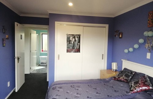 Palmerston North Resort | Private room ∙ 1 guest