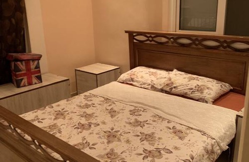 Algiers Resort | Private room ∙ 10 guests