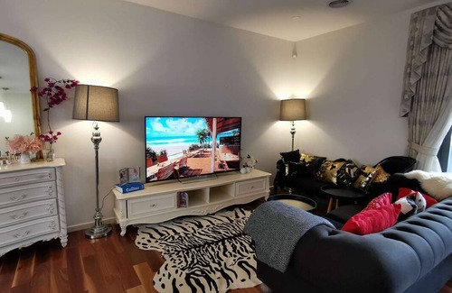 Burwood Resort | Private room ∙ 2 guests