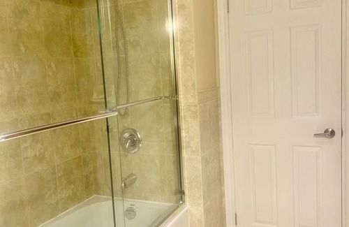 Moncton Resort | Private room ∙ 2 guests
