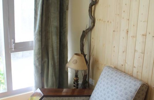 Srinagar Cabin | Private room ∙ 3 guests