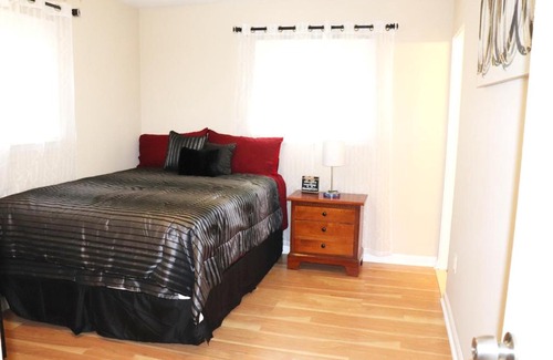 Sterling House | Private Room at Home near IAD-Sterling