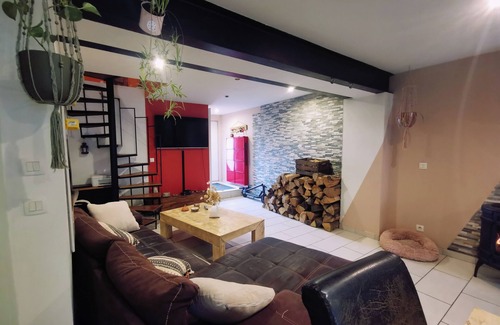 Lodeve Bed & Breakfast | Private room at the foot of the Cevennes