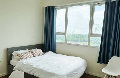 Nha Be Apartment | Private Room + Bathroom in a 74m2 Apartment With Beautiful River/golfcourse View