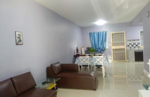 Thep Kasattri House | Private Room in a Shared Homestay