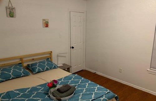 Dallas House | Private room in Dallas near downtown