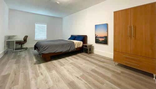 Dallas House | Private room in Dallas near downtown