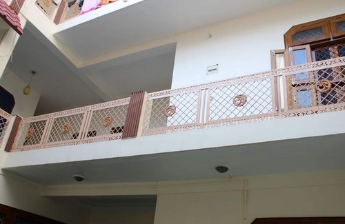 Tapovan Villa | Private Room Near Laxman Jhula