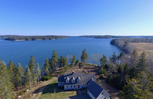 Waldoboro House | Private Setting with Water Front view and 5-star Amenities