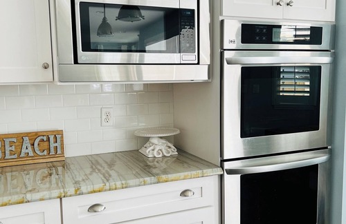 River Ridge Estates House | Private Skatepark, Walk to Beach, Pool, Relax, Great for Family Fun!