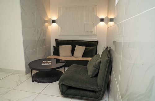 Fontenay-aux-Roses House | Private Spa Suite with Jacuzzi, massage & sauna