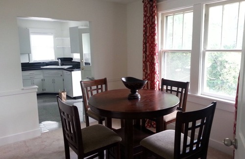 Hillsboro West End House | Private, Spacious Upstairs House In Vanderbilt/Hillsboro Village Neighborhood