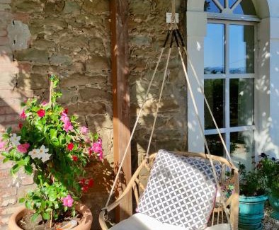 Tuoro sul Trasimeno House | Private Stone Cottage with Starlink & Lake View