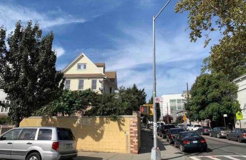 Queens Apartment | *PRIVATE* Studio 5 minutes from LGA/US Open