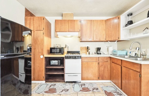 Marina House | Private Studio Retreat Near Beach & Monterey Bay!