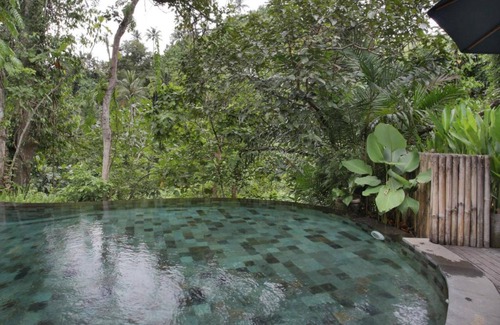 Sambahan Apartment | Private suite in a Balinese resort in Ubud, relax and calm atmosphere