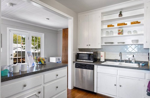 Richmond House | Private, Tranquil Living in Historic RVA Awaits!