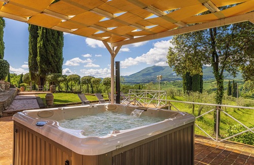 Po' Bandino Villa | PRIVATE TUSCAN VILLA WITH HEATED SWIMMING POOL - JACUZZI SPA - SAUNA