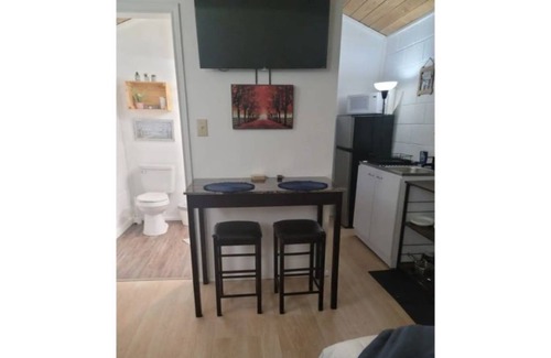 Laguna Park Apartment | Private unit near Lake Whitney /pool /hot tub