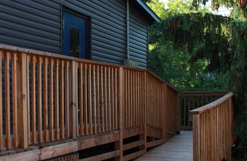 Aylmer House | Private Villa Home in Gatineau Near Downtown Ottawa