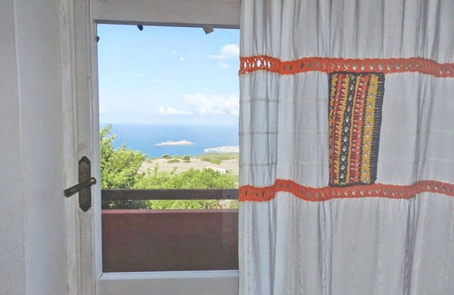 Paduledda Villa | Private Villa with A/C, WIFI, private pool, TV, terrace, pets allowed, panoramic view, parking