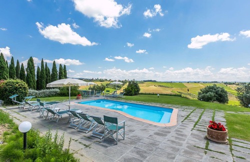 Cerreto Guidi Villa | Private Villa with private pool, WIFI, A/C, TV, terrace, pets allowed, panoramic view, parking
