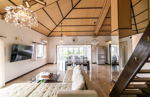 Nagura House | Private villa with a large private pool for one ni/Ishigaki Okinawa