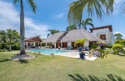 Punta Cana Villa | Private Villa with Incredible Pool, maid, jacuzzi - Cap Cana Resort