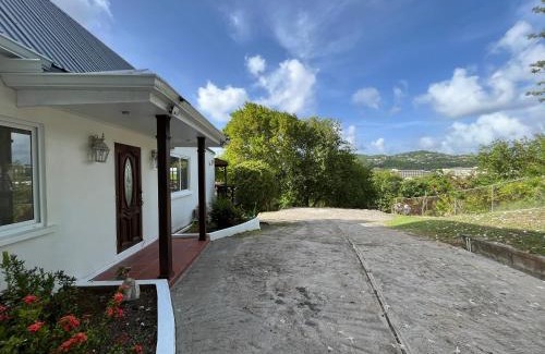 Cap Estate Villa | Private villa with large pool & 5min walk to beach